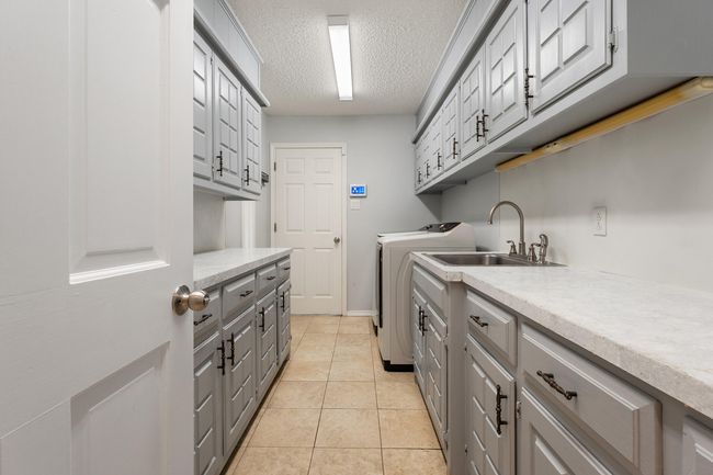 4018 88 Th Pl, House other with 3 bedrooms, 3 bathrooms and null parking in Lubbock TX | Image 20
