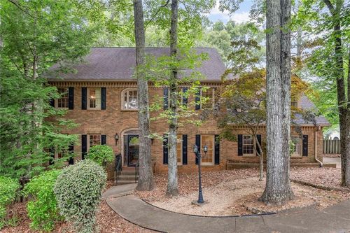 1260 Northcliff Trce, Roswell, GA, 30076-3271 | Card Image