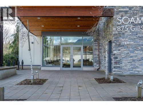 208-875 Gibsons Way, Gibsons, BC, V0N1V8 | Card Image