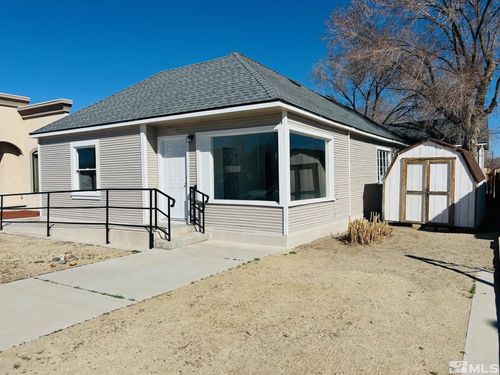 627 S Maine St, Fallon, NV, 89406-3801 | Card Image