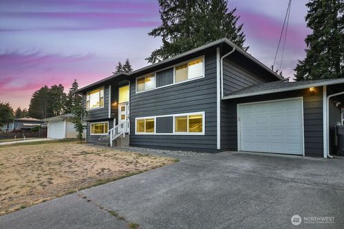 4601 238th Pl Sw, Mountlake Terrace, WA, 98043-5723 | Card Image