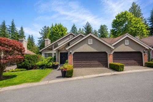 22-4055 Indian River Dr, North Vancouver, BC, V7G2R7 | Card Image
