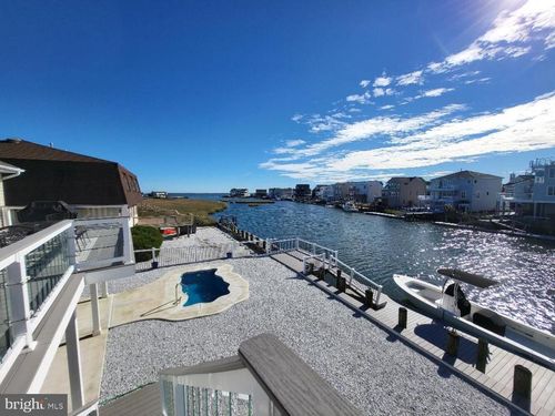 40 Louisiana Dr, LITTLE EGG HARBOR TWP, NJ, 08087-1020 | Card Image