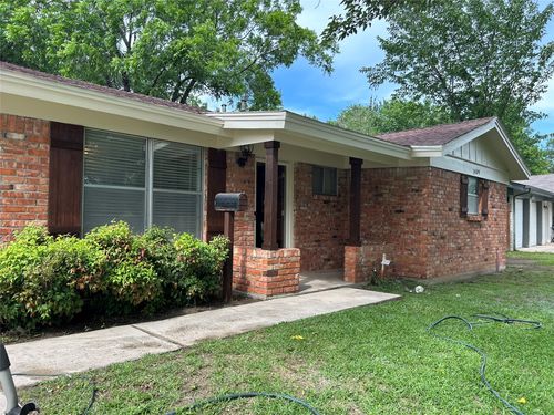 7409 Deaver Dr, North Richland Hills, TX, 76180-6333 | Card Image