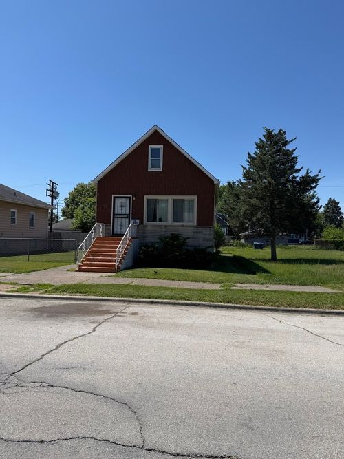 213 155th Pl, Calumet City, IL, 60409-4619 | Card Image
