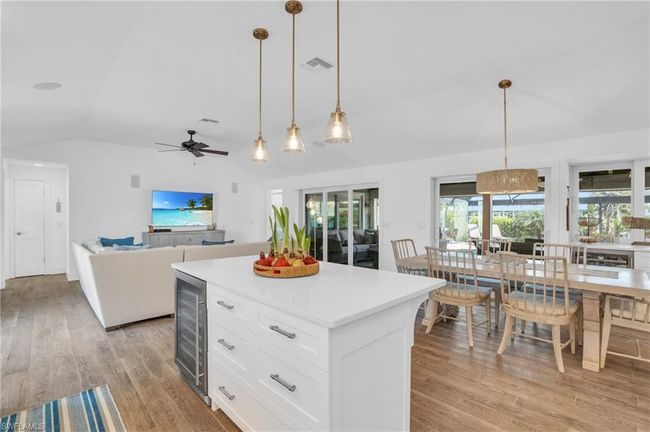 11 Sunview Blvd, House other with 3 bedrooms, 3 bathrooms and 1 parking in FORT MYERS BEACH FL | Image 8