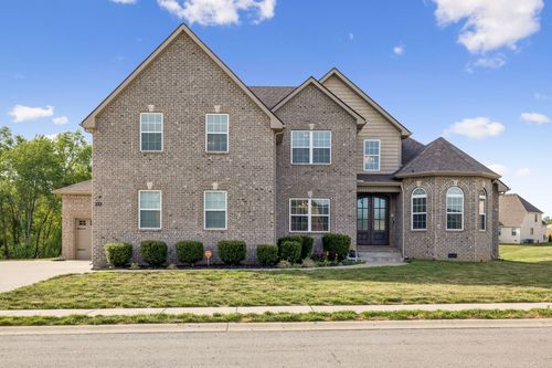 333 Clarabelle Ln, Clarksville, TN, 37040-2214 | Card Image