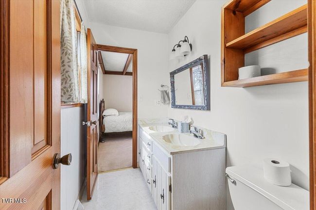 520 Heritage Ln, House other with 3 bedrooms, 3 bathrooms and null parking in Jonesborough TN | Image 16
