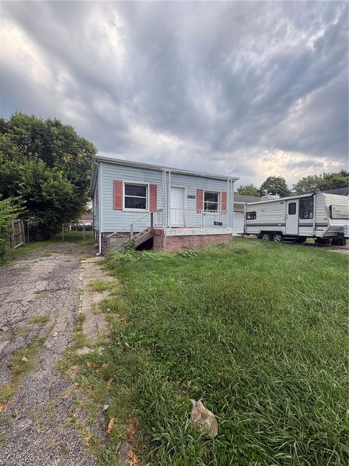 2105 Martin Ave, Dayton, OH, 45414-3350 | Card Image