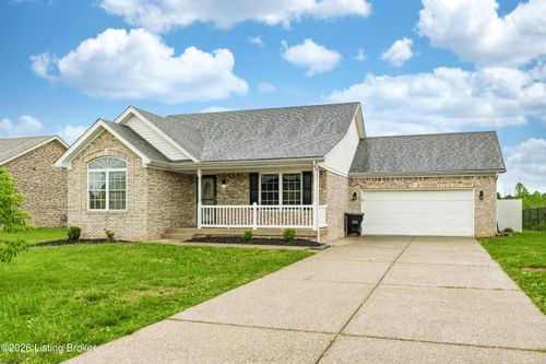 777 John Austin Ln, Mt Washington, KY, 40047-6355 | Card Image