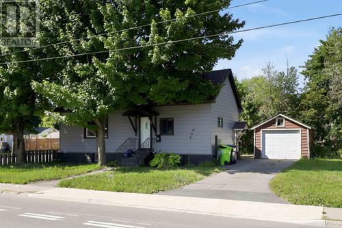 432 Wallace Terr, Sault Ste. Marie, ON, P6C1L2 | Card Image
