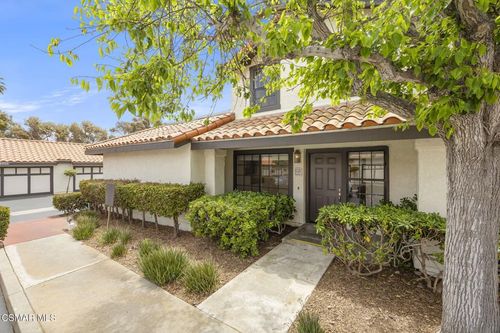1923 Majorca Dr, Oxnard, CA, 93035-3647 | Card Image