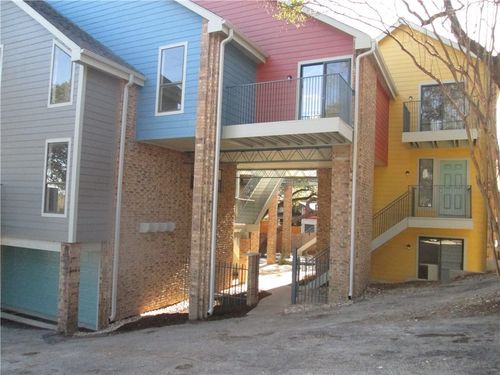 apt-302-513 S Park Dr, Austin, TX, 78704-6384 | Card Image