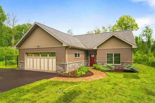 5676 N Tischer Rd, Duluth, MN, 55804-9706 | Card Image