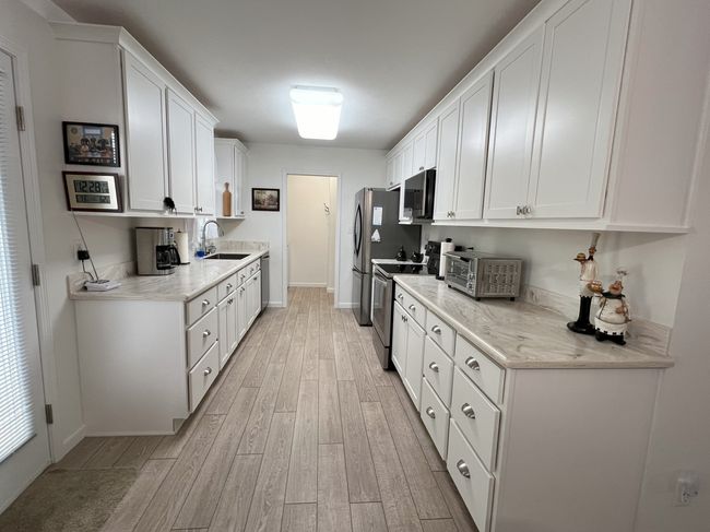 Kitchen | Image 9