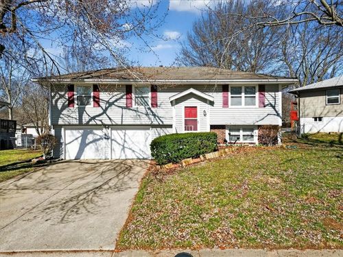 1201 Ne 9th St, Blue Springs, MO, 64014-2111 | Card Image