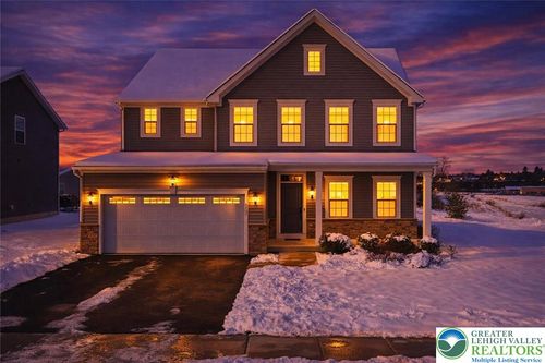 6405 Robin Rd, MACUNGIE, PA, 18062-8681 | Card Image