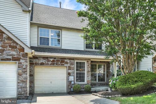 104 Suffield Ct, CHALFONT, PA, 18914-3936 | Card Image