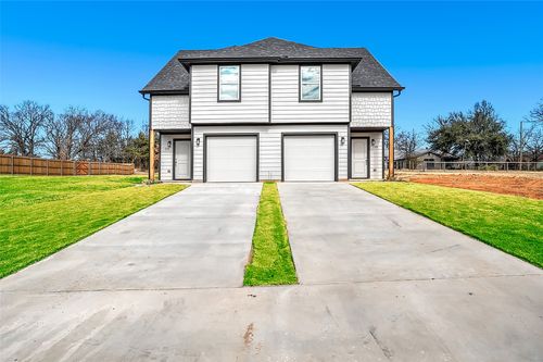 2709 W Washington St, Denison, TX, 75020-1443 | Card Image