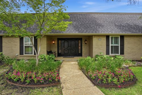 3812 Lands End St, Fort Worth, TX, 76109-3233 | Card Image
