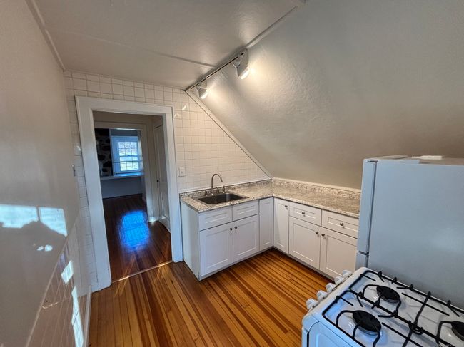 B - 65B Cross Hwy, House other with 1 bedrooms, 1 bathrooms and 1 parking in Redding CT | Image 8