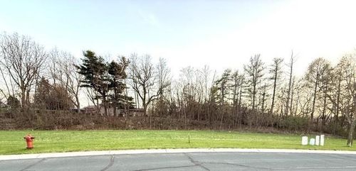 120 Hillwood Dr, Lake City, MN, 55041-2209 | Card Image