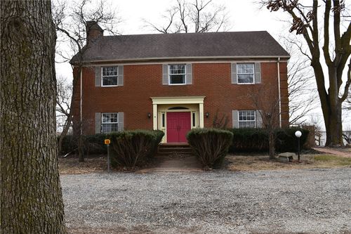 2174 Cr 575e, Lovington, IL, 61937-6063 | Card Image