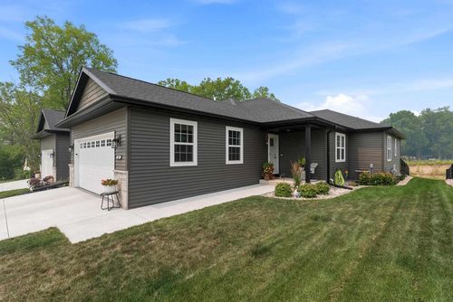1467 Lynn Avenue, Fond Du Lac, WI, 54937 | Card Image