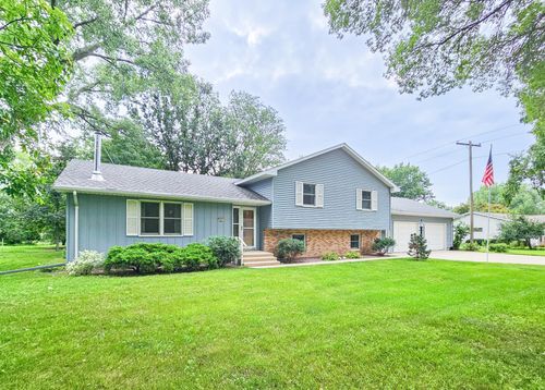 605 S Hemlock St, Lamberton, MN, 56152-1093 | Card Image