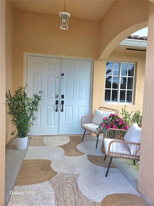 21524 Sw 89th Path, Cutler Bay, FL, 33189-7353 | Card Image