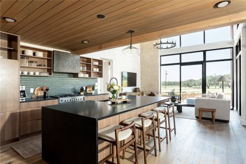 6-9361 W Us Highway 290, Hye, TX, 78635 | Card Image