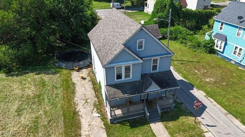 10802 Hampden Ave, Cleveland, OH, 44108-3635 | Card Image