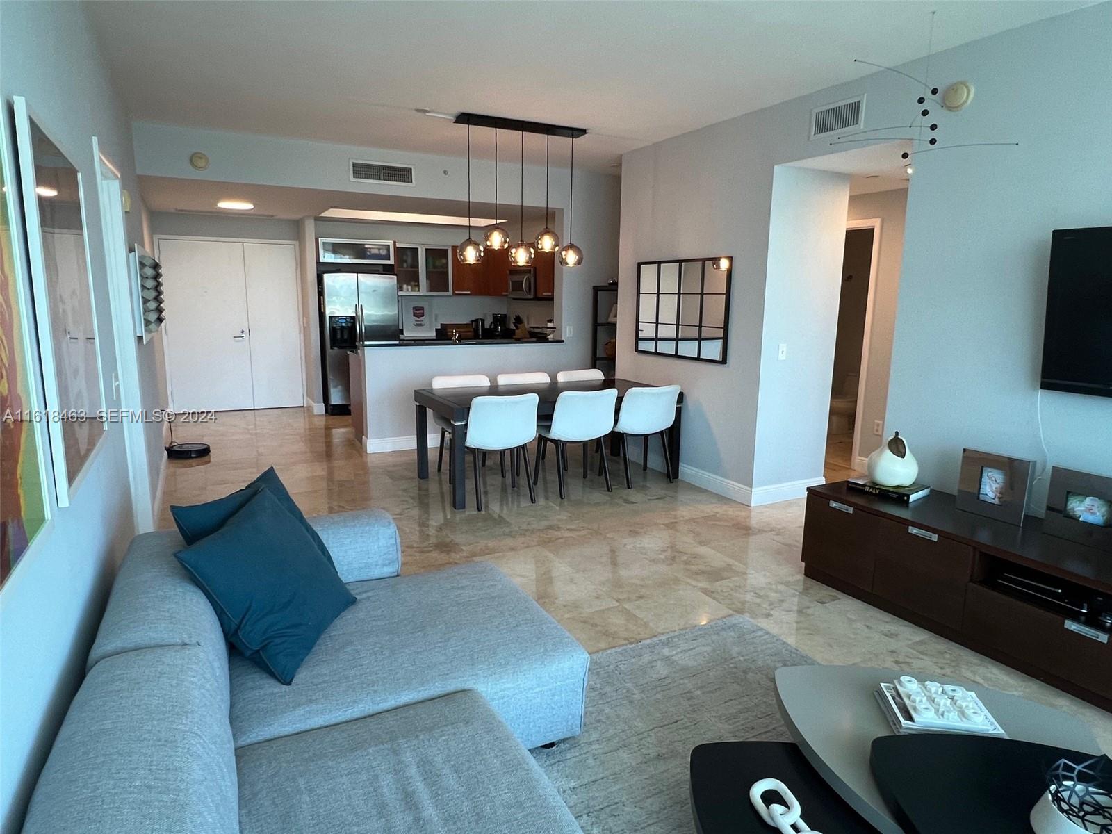 Residential in Aventura 4