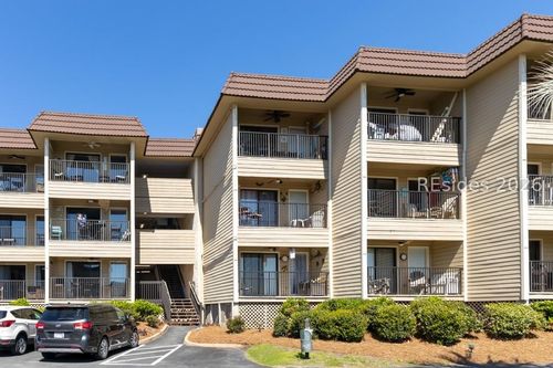 apt-b352-40 Folly Field Rd, Hilton Head Island, SC, 29928-8839 | Card Image