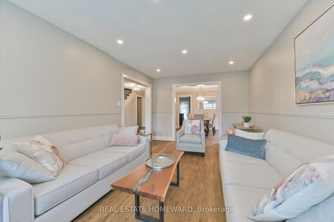 1221 Grandview Dr, House other with 5 bedrooms, 4 bathrooms and 4 parking in Oakville ON | Image 8