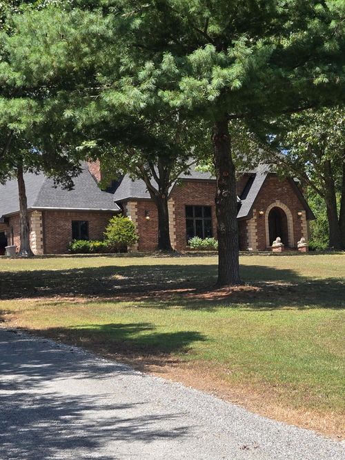 93 Reagan Hollow Rd, Noel, MO, 64854-8312 | Card Image