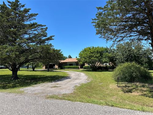 511 Stolfa St Se, Ardmore, OK, 73401-6055 | Card Image