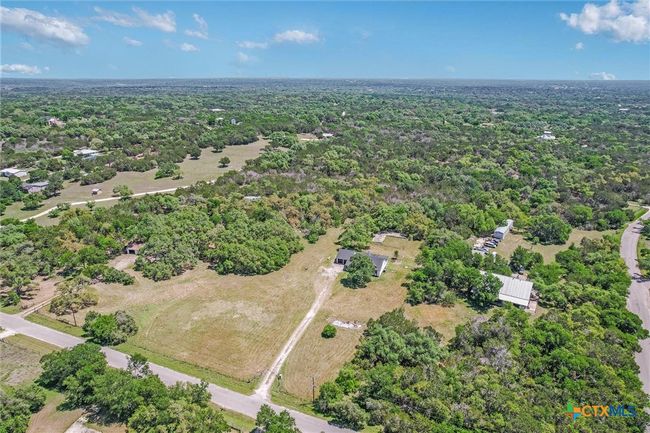 1070 Lonesome Trl, House other with 3 bedrooms, 2 bathrooms and null parking in Driftwood TX | Image 23
