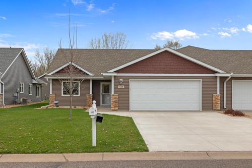 532 6th Ct Ne, Cambridge, MN, 55008-2231 | Card Image