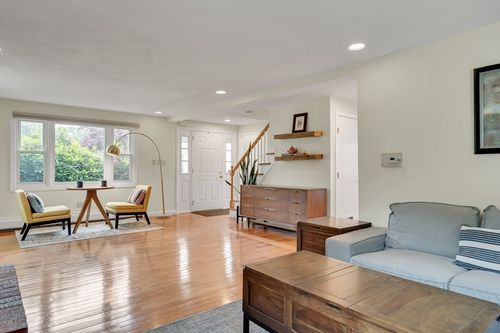 23 Alto Dr, Medford, MA, 02155-3759 | Card Image
