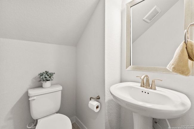 UNIT-33 - 5843 Whitby Rd, House other with 3 bedrooms, 3 bathrooms and null parking in San Antonio TX | Image 15