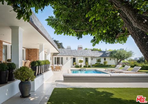520 Stonewood Dr, Beverly Hills, CA, 90210 | Card Image