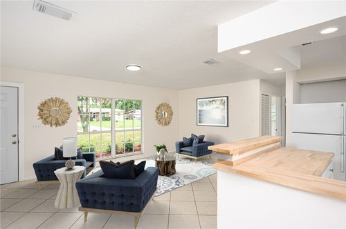 2313 2nd St Sw, Vero Beach, FL, 32962-3305 | Card Image