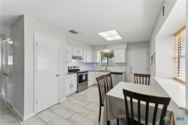 226 Gruene Rd, House other with 3 bedrooms, 2 bathrooms and null parking in New Braunfels TX | Image 9