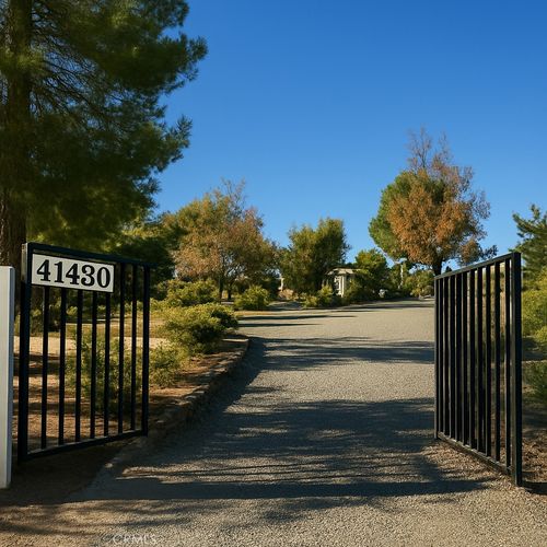 41430 Rolling Hills Dr, Aguanga, CA, 92536-9537 | Card Image