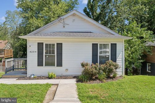 4204 Urn St, CAPITOL HEIGHTS, MD, 20743-5661 | Card Image