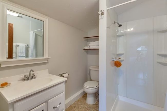 7445 Mcgregor Ln, House other with 3 bedrooms, 3 bathrooms and 3 parking in Dripping Springs TX | Image 18