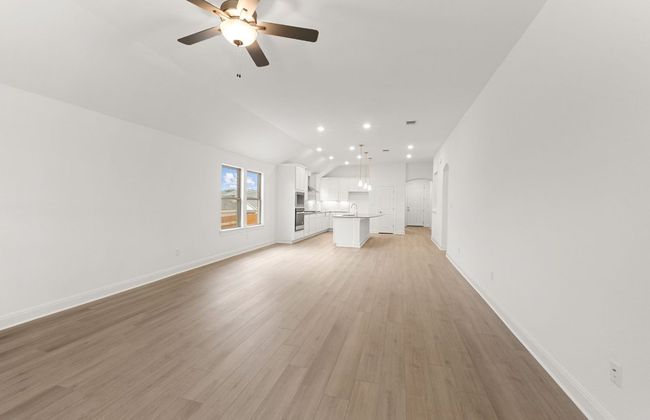 6420 Apache Plum Ln, House other with 4 bedrooms, 3 bathrooms and 2 parking in Spicewood TX | Image 12