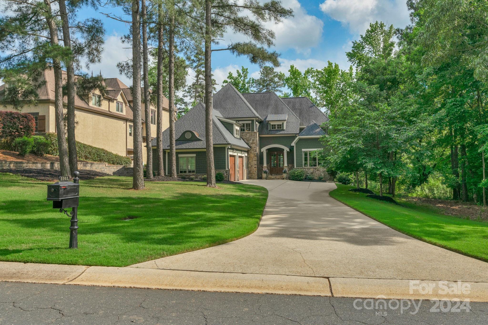 Lake Pointe Dr, Belmont, NC 28012