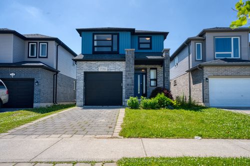770 Freeport St, London, ON, N6G0R4 | Card Image